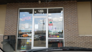 Smoke Shops near Effingham, Illinois zip code 62401