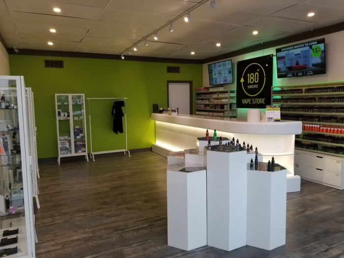 elfbar nachfüll pod läuft aus North York – Centerpoint Vape Store | 180 Smoke (Ontario) main image 0