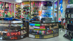 Ultimate Smoke Shop, Tobacco, Vapes, Glass Pipes, Cigars in Kenosha, WI