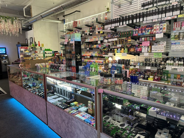 Diamond Vapors Vape Shop, Vaporizers, Vape Juice in Aspinwall, PA
