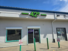 Smoke Shops near Omaha, Nebraska zip code 68107