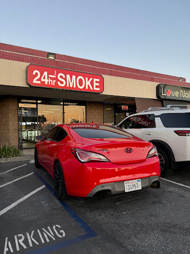 elfbar nachfüll pod läuft aus El Paso Smoke Shops Desert Blvd main image 1