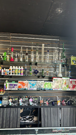 Smoke City Tobacco And Vape Smoke Shop, Tobacco, Vapes in Newington, CT