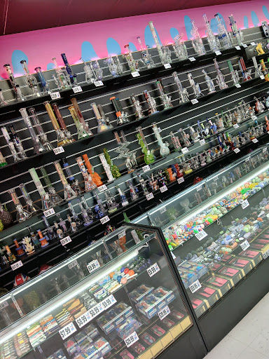 Gas Bunny Smoke & Vape Shop 5207 98th St Ste 200, Lubbock, TX