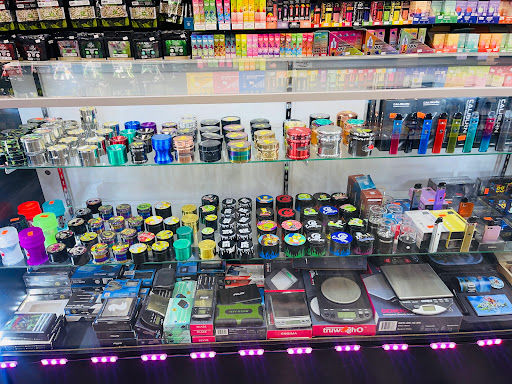 Smoker's World Denver Smoke Shop, Tobacco, Vapes in Denver, NC