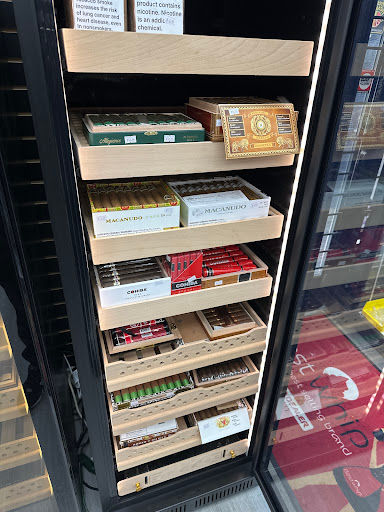 Smoke N Go Smoke Shop, Tobacco, Vapes, Glass Pipes in Everett, WA