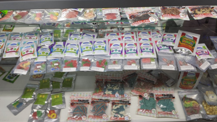elf bar vape uk Amsterdam Life Smoke Shop, Tobacco, Vapes, Glass Pipes in Oak Island, NC