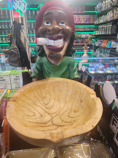 Big M's Tobacco Smoke Shop, Tobacco, Vapes, Glass Pipes in Springfield, MO