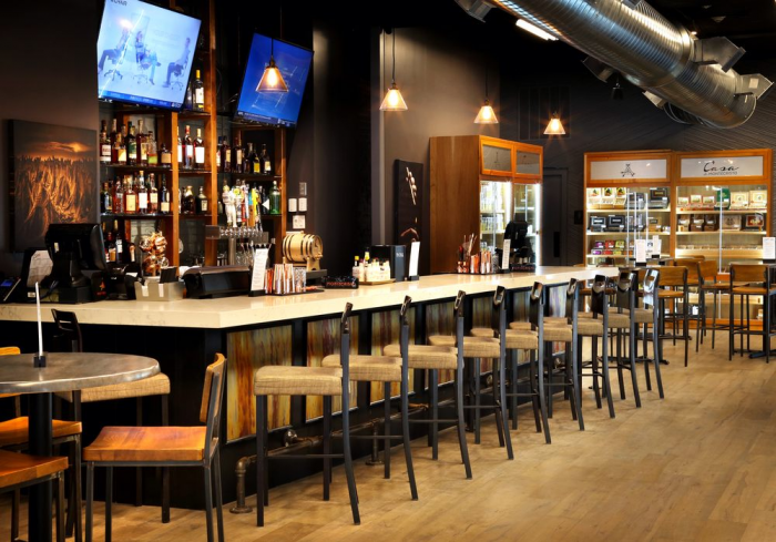 Casa de Montecristo by JR Cigar Cigar Store, Cigars in Washington, DC