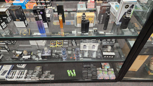 Discount Smoke - Vape, Tobacco, Liquor & Beer Smoke Shop in Carlinville, IL