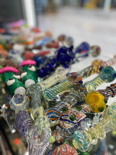 Top Smoke & Vape Smoke Shop, Tobacco, Vapes in Loves Park, IL