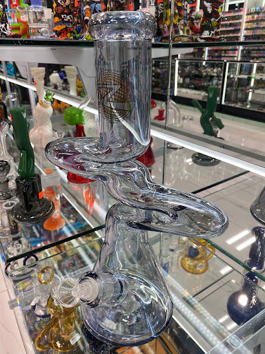 Top Smoke & Vape Smoke Shop, Tobacco, Vapes in Loves Park, IL