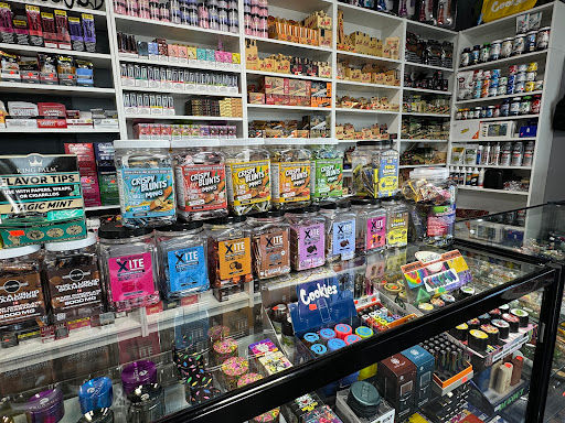 Sky Express Tobacco and Smoke Shop, Tobacco, Vapes in Chicago, IL
