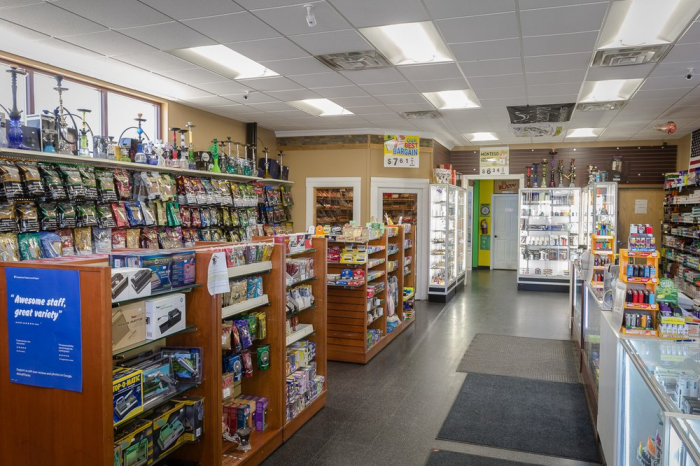 Owatonna Tobacco and Vapor Smoke Shop, Tobacco, Vapes in Owatonna, MN