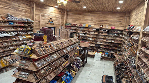 Smoke N' Cloud Tobacco Smoke Shop, Tobacco, Vapes in New Ulm, MN