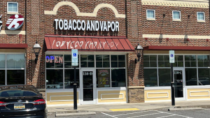 Head Shops in Oak Ridge, North Carolina