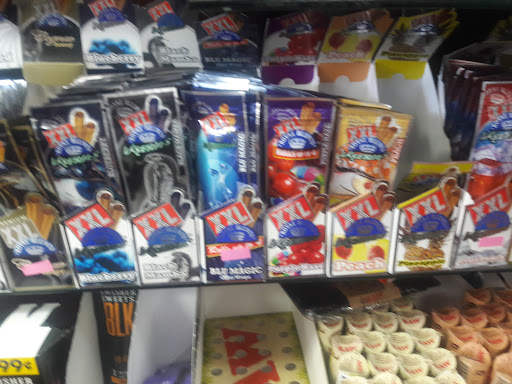 Gold Tobacco And Gifts Smoke Shop, Tobacco, Vapes in Hawthorne, CA