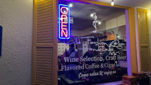 tobacco shop houston elfbar nachfüll pod läuft aus SmokEnjoy Smoke & Vape Shop