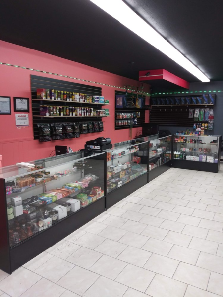 vape shop cranmore Cragin Smoke Shop, Tobacco, Vapes, Glass Pipes, Cigars in Chicago, IL