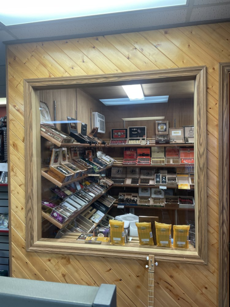 Frontier Tobacco Smoke Shop, Tobacco, Vapes, Glass Pipes in Wickenburg, AZ