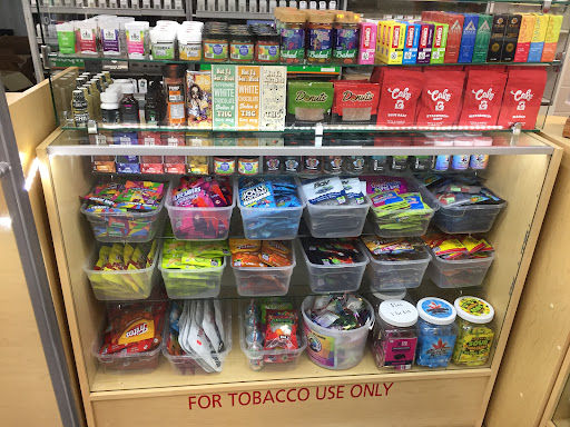 Smokesville Smoke Shop, Tobacco, Vapes, Glass Pipes in Lumberton, NC