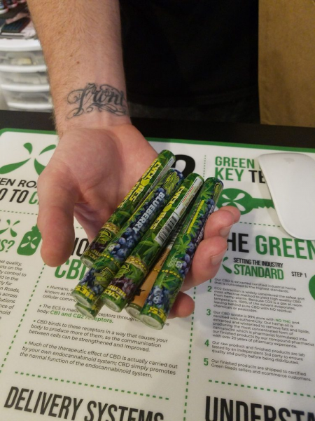 vape guys vape and smoke shop - short pump Why Is My Juul Not Charging How Do You Fix A Juul That Won't Charge?