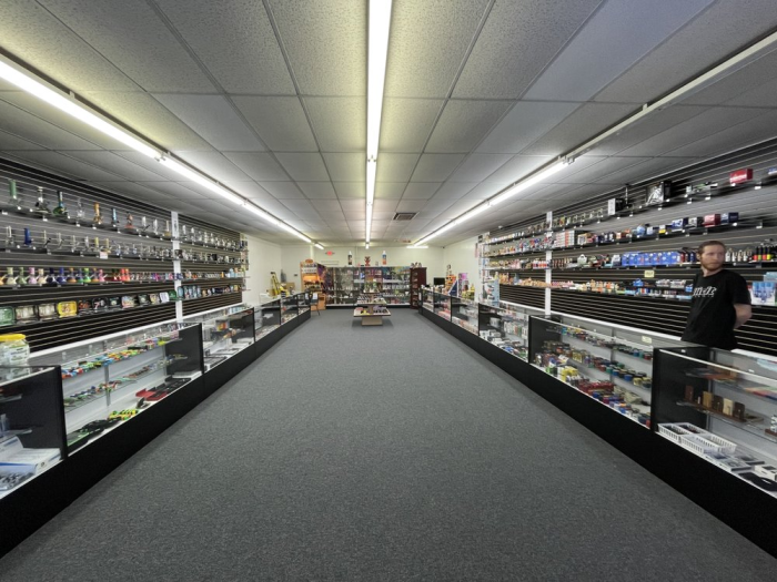 Louisiana Smoke N Vape Smoke Shop, Tobacco, Vapes in Louisiana, MO