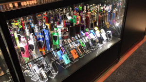 elfbar nachfüll pod läuft aus Vape & E-Juice Store in DeKalb, IL main image 1