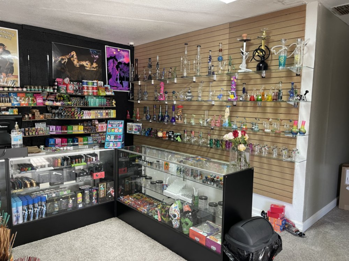 elf bar vape uk Mo' Smoking Smoke Shop, Tobacco, Vapes, Glass Pipes in Odessa, TX