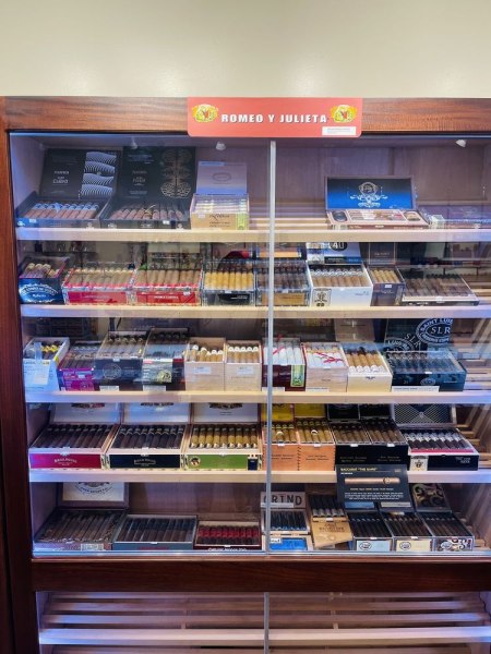 Mohegan Smoke Shop, Tobacco, Vapes, Glass Pipes, Cigars in Fairfield, CT