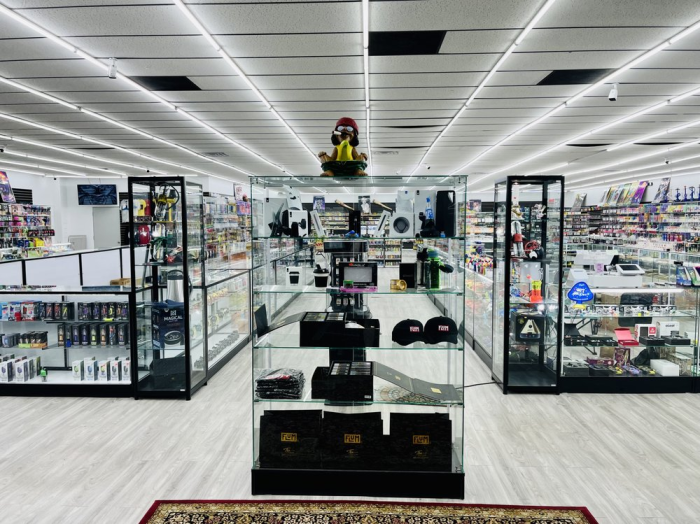 Smoke & Vape Supercenter Smoke Shop, Tobacco, Vapes in Clarksville, TN