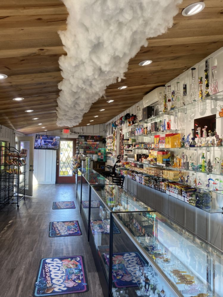 Smoke Town Smoke Shop, Tobacco, Vapes, Glass Pipes in McKenna, WA