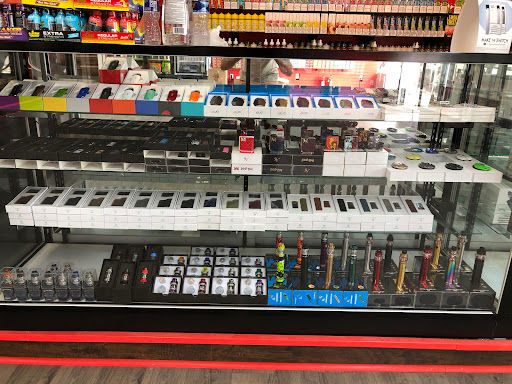 ez vape and smoke Snoopy Smoke Vapes main image 0
