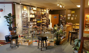 elfbar nachfüll pod läuft aus Vape Shop Owners Object to New State Tax Proposal, Say Stores Will Close –  Hartford Courant main image 1